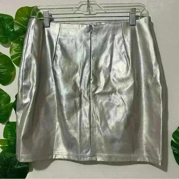 Timing silver skirt - Picture 2 of 2